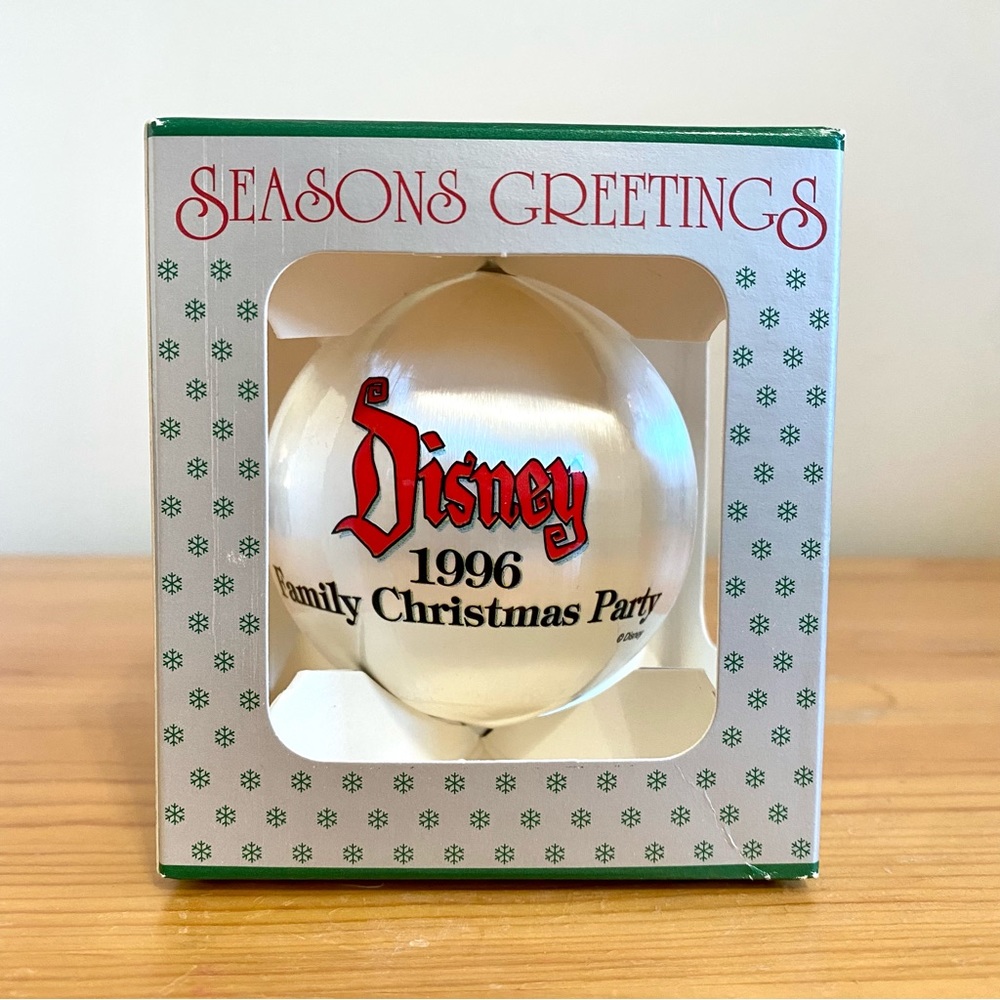 Disney Vintage 90s Family Christmas Party Tree Ornament 1996 New In Box